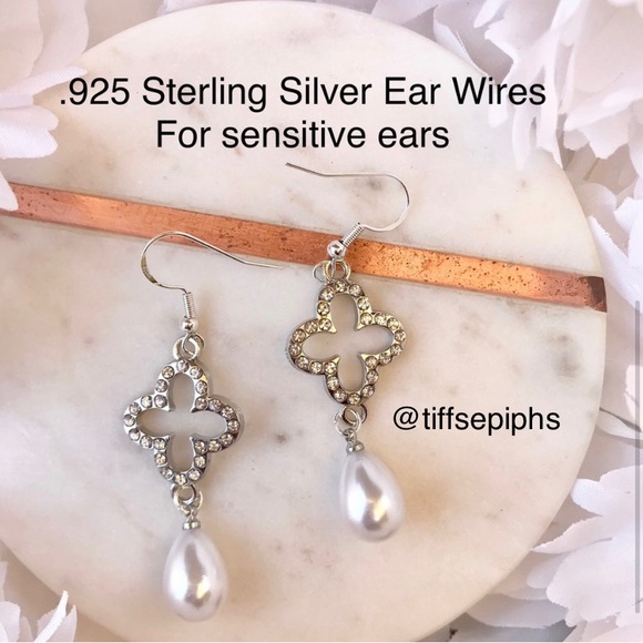 Silver sparkly pavé rhinestone clover pearl drop dangly earrings .925 Ear Wires - Picture 3 of 7
